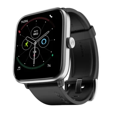 Noise ColorFit Pro 4 smartwatch black with HD display